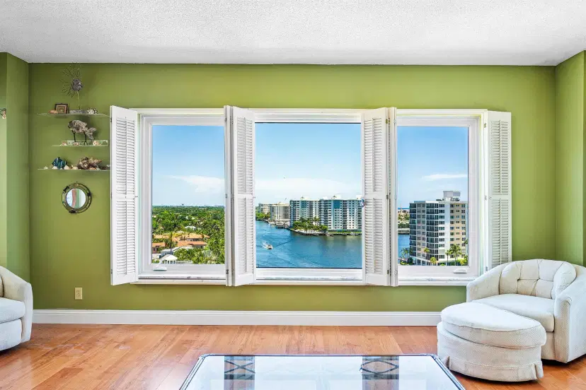 Picture of 555 SE 6Th Avenue 11G, Delray Beach FL 33483