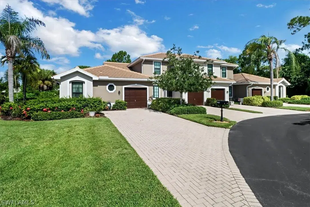 Picture of 7685 Meadow Lakes Dr 1301, Naples, FL 34104