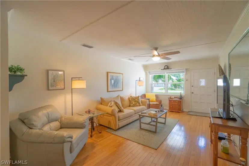 Picture of 736 104Th Ave N, Naples FL 34108