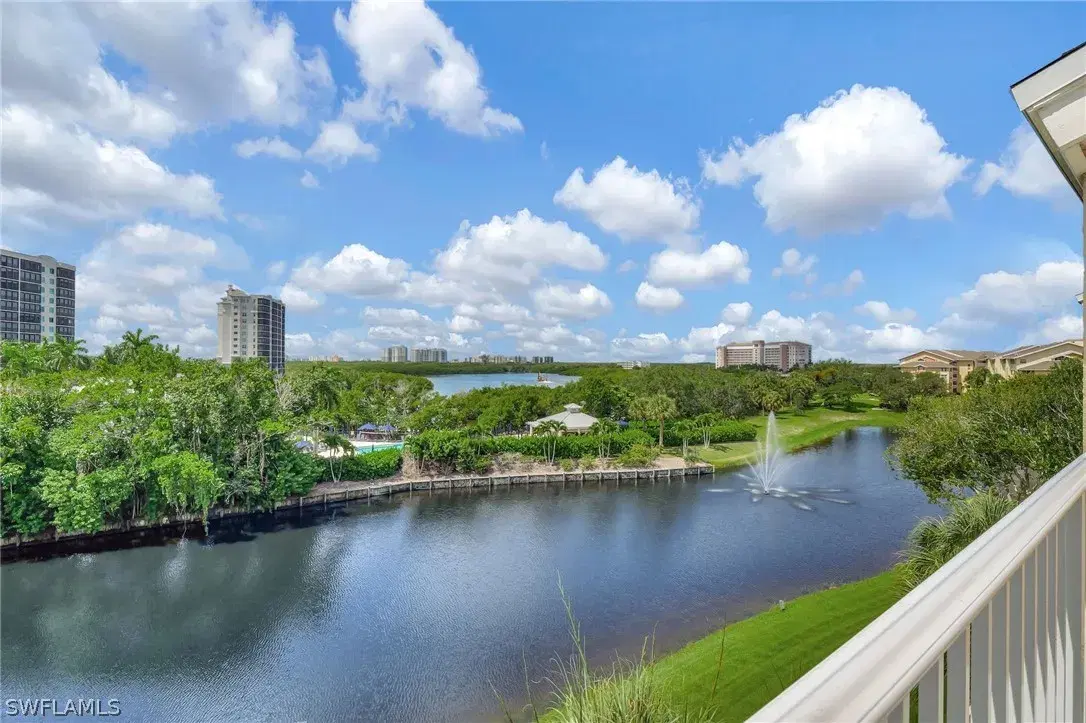Picture of 380 Horse Creek Dr 401, Naples, FL 34110