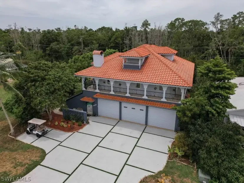 Picture of 4045 Skyway Dr 26, Naples FL 34112