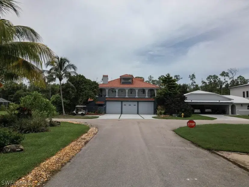 Picture of 4045 Skyway Dr 26, Naples FL 34112