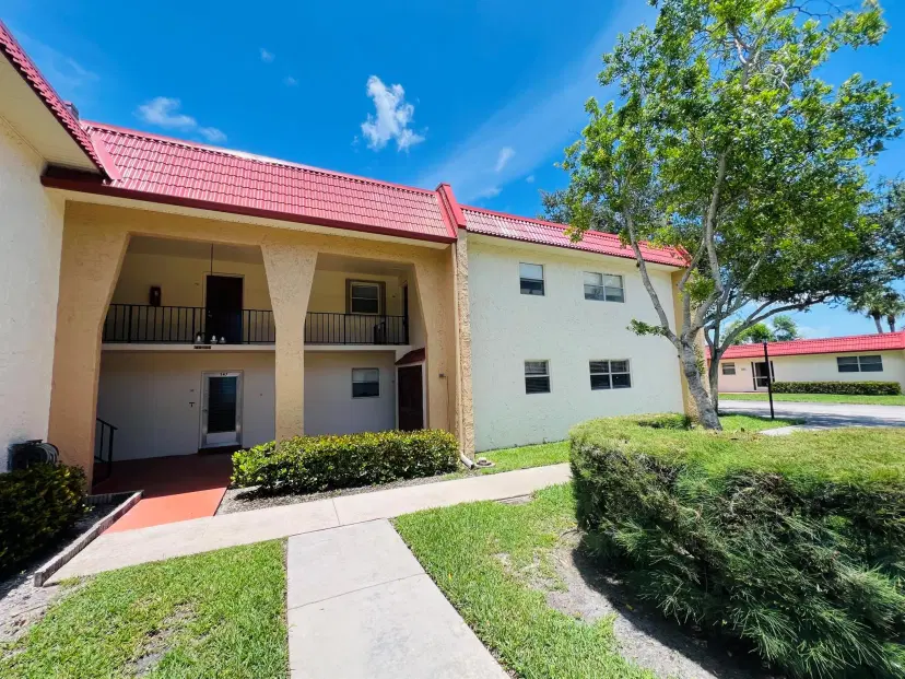 Picture of 145 Lake Evelyn Drive, West Palm Beach FL 33411