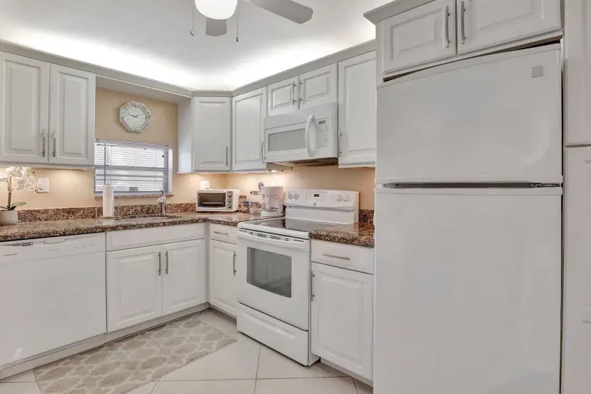 Picture of 8930 S Hollybrook Blvd 201, Pembroke Pines FL 33025