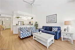 Picture of 460 Launch Cir 303, Naples, FL 34108