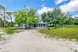 Picture of 2213 Carlisle Ln, North Fort Myers, FL 33917