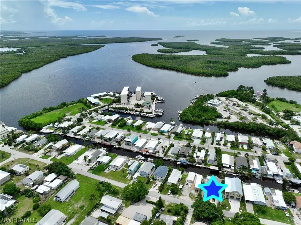 Picture of 540 Coconut Ave, Other, FL 34140