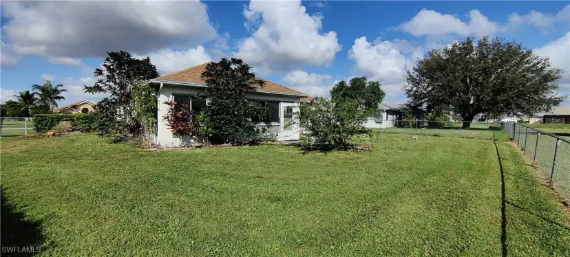 Picture of 1500 Fieldhouse Ct, Lehigh Acres FL 33971