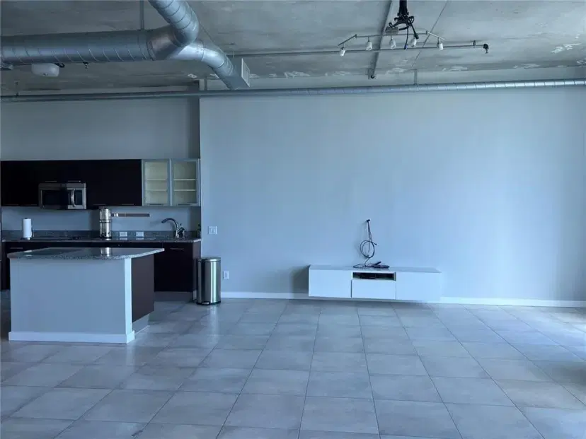 Picture of 3029 NE 188Th St 820, Miami FL 33180