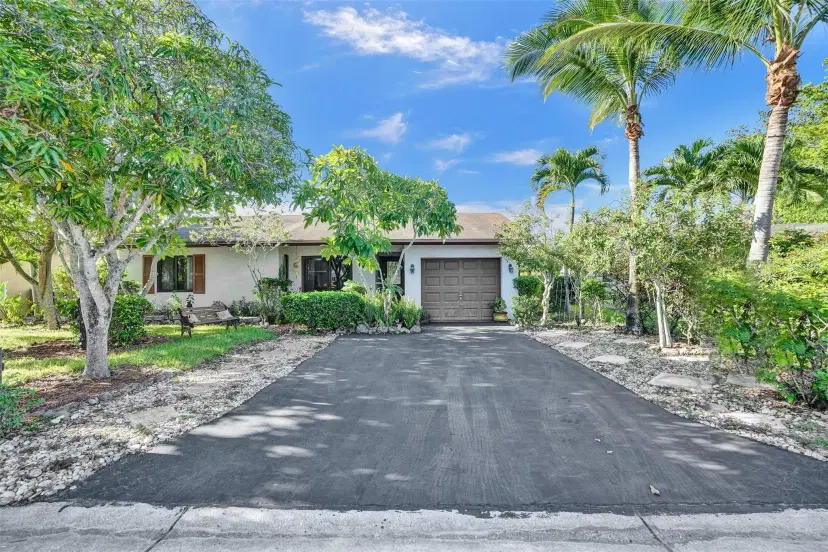 Picture of 9761 NW 24Th St, Coral Springs FL 33065