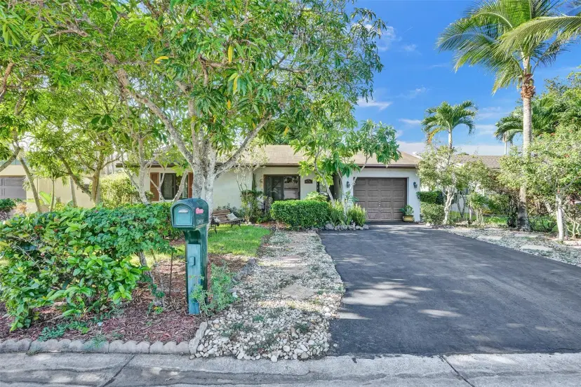 Picture of 9761 NW 24Th St, Coral Springs FL 33065