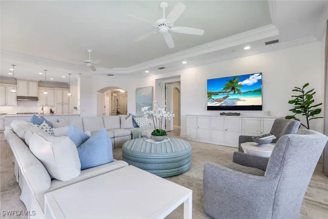Picture of 16433 Carrara Way 202, Naples, FL 34110