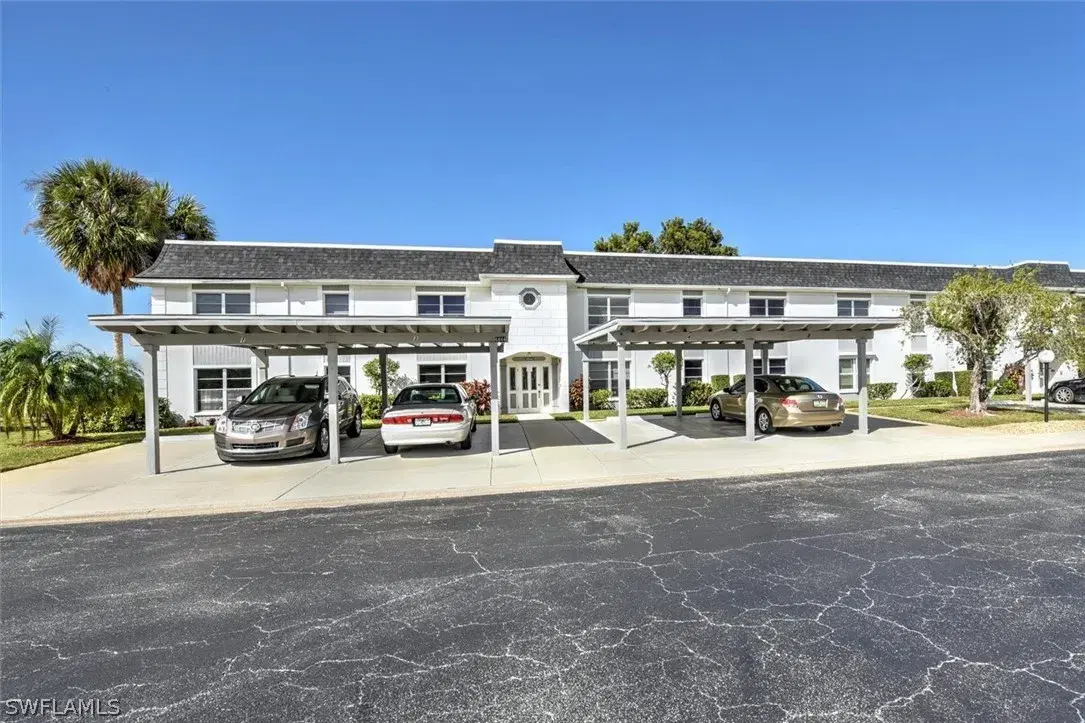 Picture of 6844 Sandtrap Dr 3, Fort Myers, FL 33919