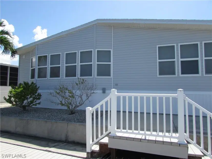 Picture of 3057 Sloop Ln, St. James City FL 33956