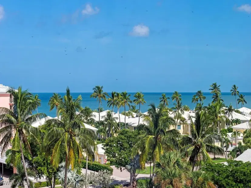 Picture of 2400 Gulf Shore Blvd N 603, Naples FL 34103