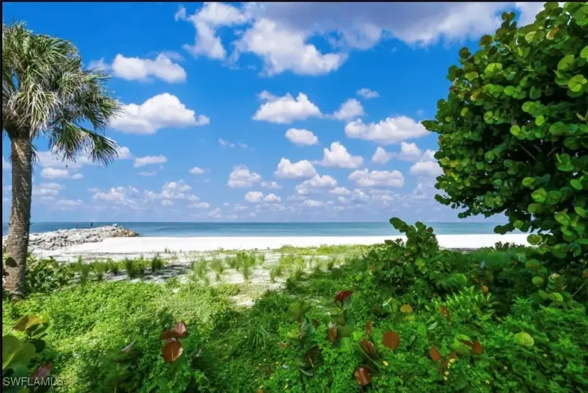 Picture of 2400 Gulf Shore Blvd N 603, Naples FL 34103