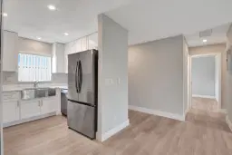 Picture of 2580 Dudley Drive E D, West Palm Beach, FL 33415