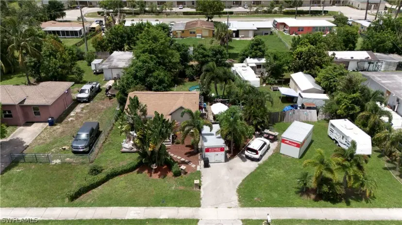 Picture of 2105 Carrell Rd, Fort Myers FL 33901