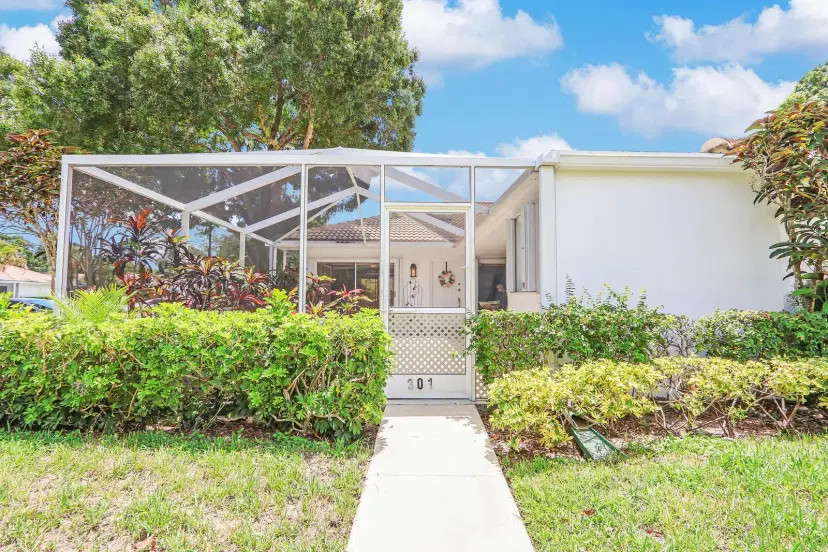 Picture of 301 Silverleaf Oak Court, Palm Beach Gardens FL 33410