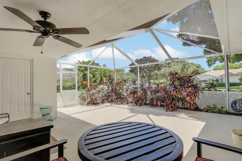 Picture of 301 Silverleaf Oak Court, Palm Beach Gardens FL 33410