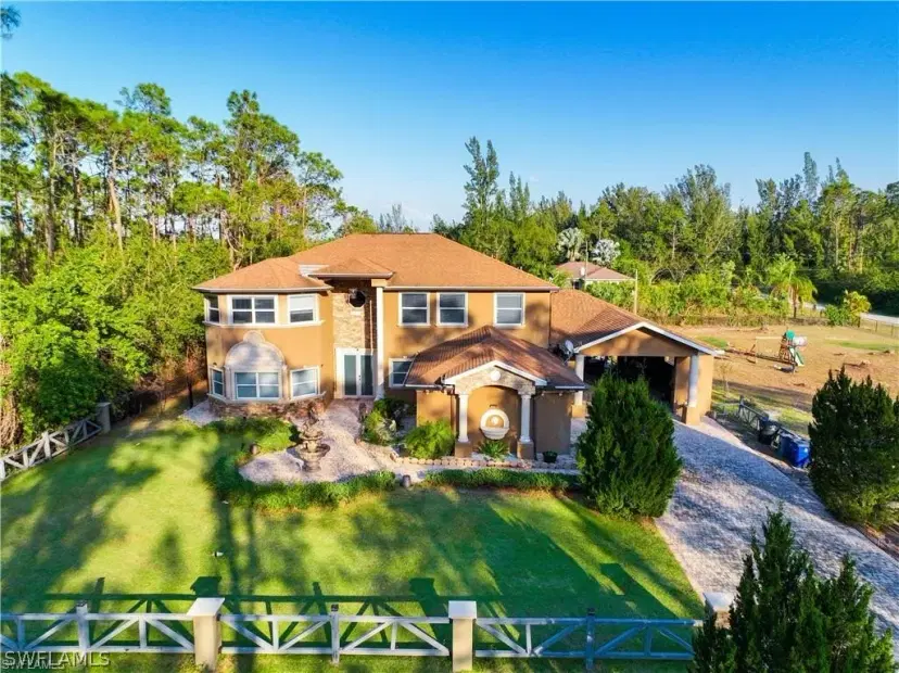 Picture of 1702 Highland Ave, Lehigh Acres FL 33972