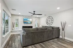 Picture of 267 Flamingo St, Fort Myers Beach, FL 33931