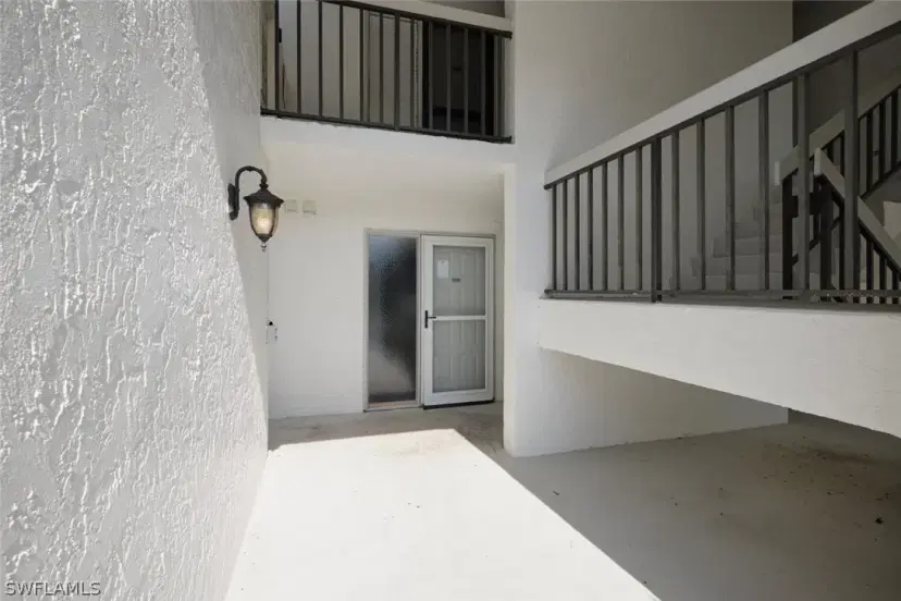 Picture of 16580 Waters Edge Ct 102, Fort Myers FL 33908