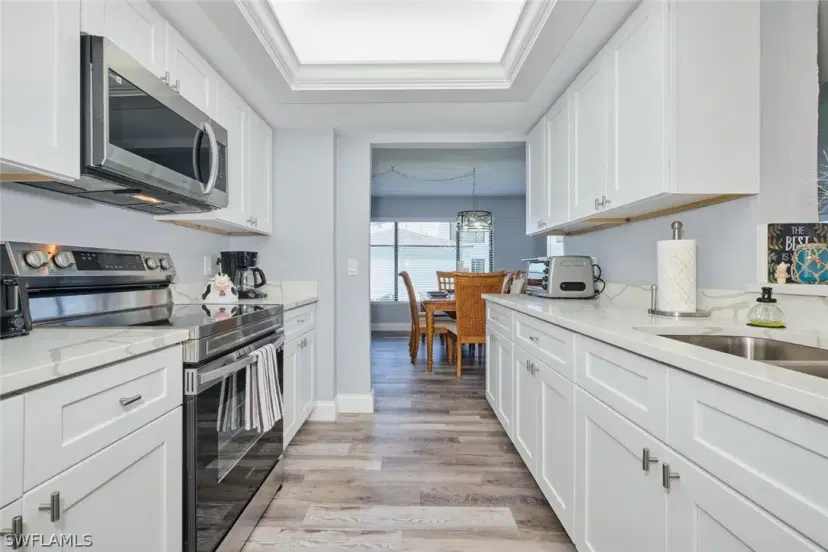 Picture of 16580 Waters Edge Ct 102, Fort Myers FL 33908