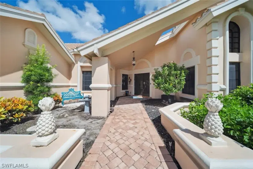 Picture of 15450 Kilbirnie Dr, Fort Myers FL 33912