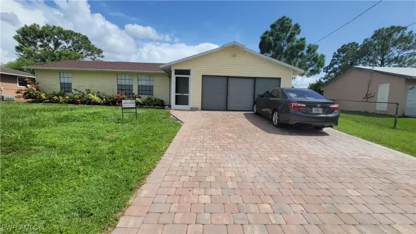 Picture of 3711 10Th St Sw, Lehigh Acres FL 33976