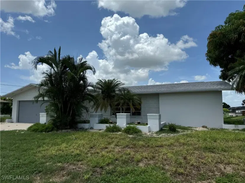 Picture of 1741 SE 29Th Ln, Cape Coral FL 33904