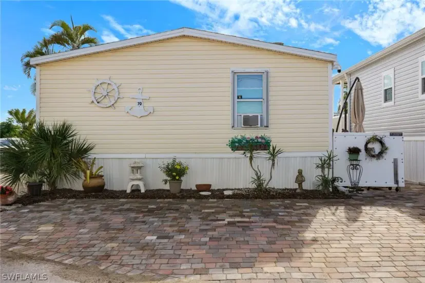 Picture of 70 Emily Ln, Fort Myers Beach FL 33931