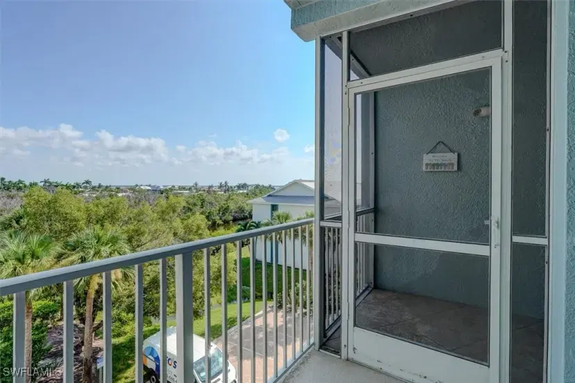 Picture of 22700 Island Pines Way 301, Fort Myers Beach FL 33931
