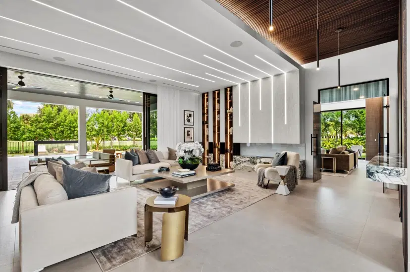 Picture of 117 Thatch Palm Cove, Boca Raton FL 33432