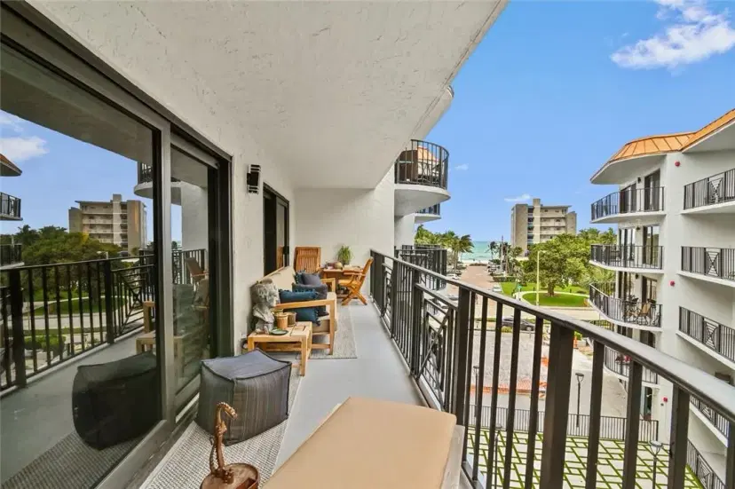 Picture of 2029 N Ocean Blvd 410, Fort Lauderdale FL 33305