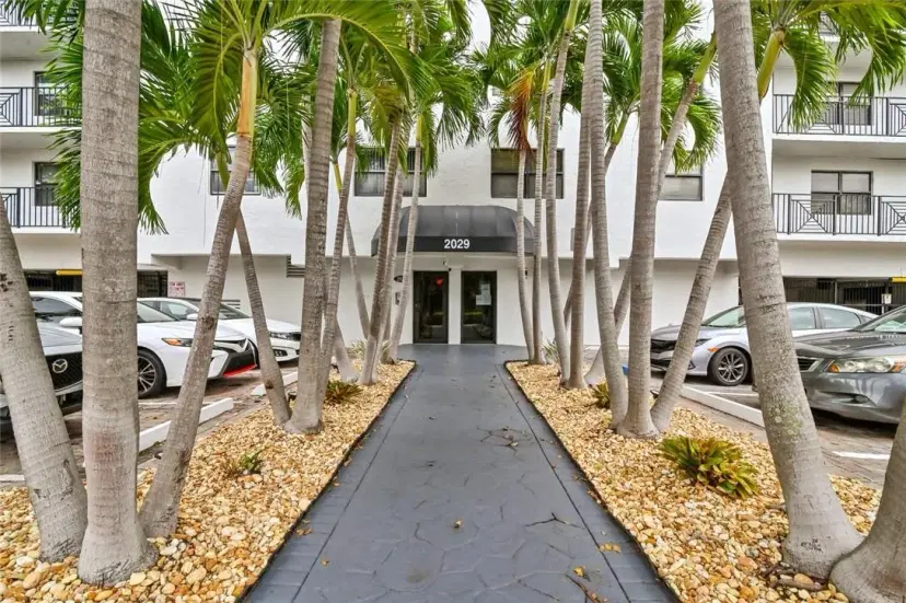 Picture of 2029 N Ocean Blvd 410, Fort Lauderdale FL 33305
