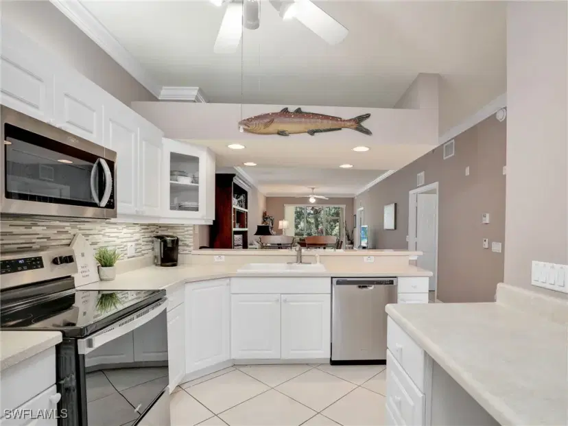Picture of 2390 Bayou Ln 11, Naples FL 34112