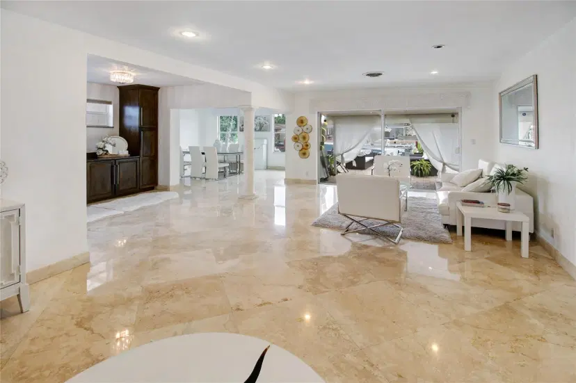 Picture of 230 SE 9Th St, Pompano Beach FL 33060