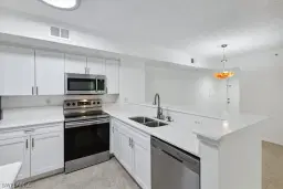 Picture of 1885 Florida Club Dr 8102, Naples, FL 34112