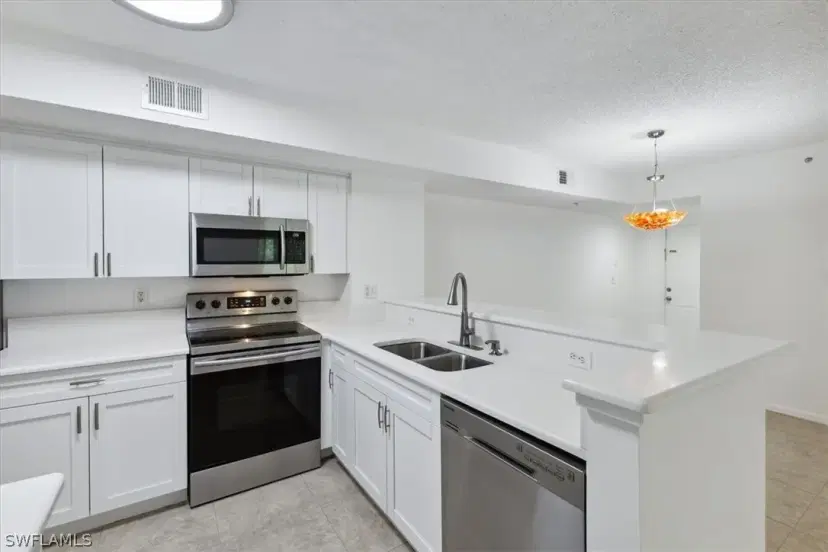Picture of 1885 Florida Club Dr 8102, Naples FL 34112