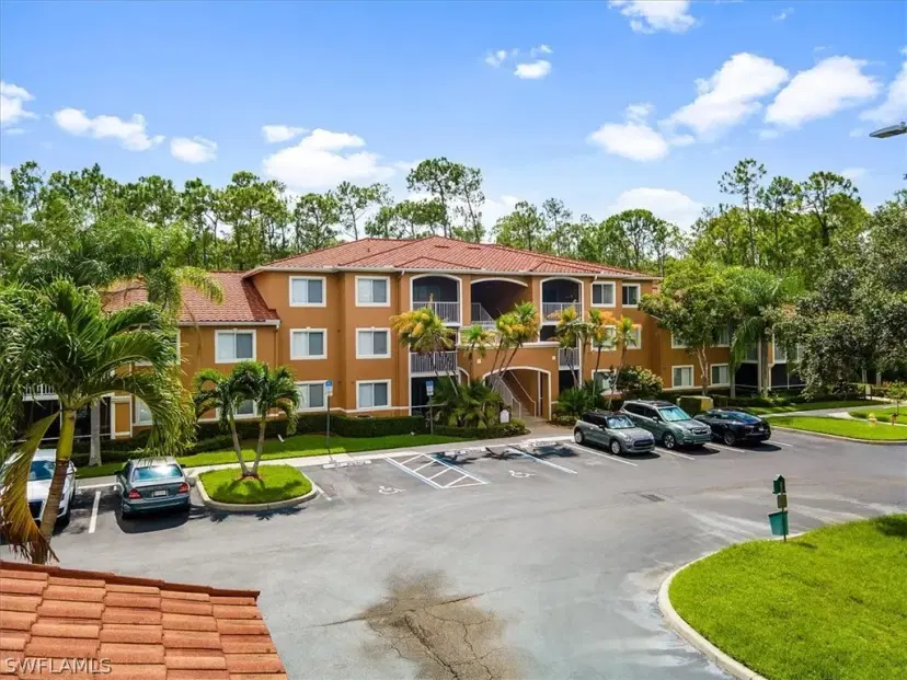 Picture of 1885 Florida Club Dr 8102, Naples FL 34112