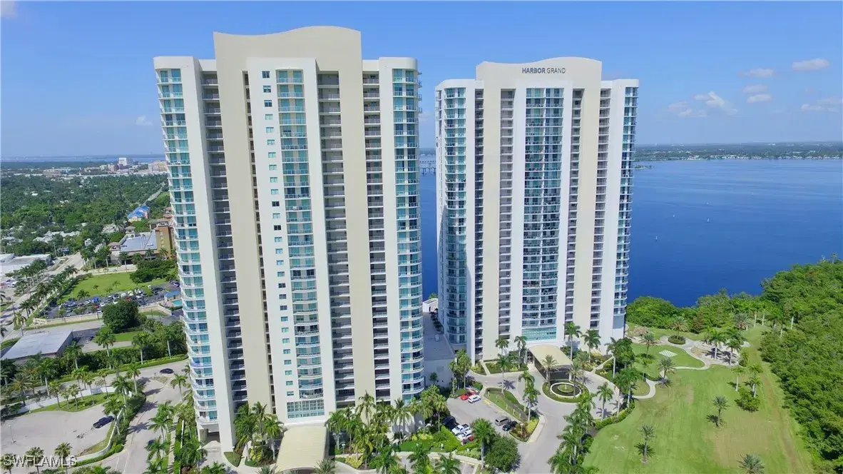 Picture of 3000 Oasis Grand Blvd 1606, Fort Myers, FL 33916