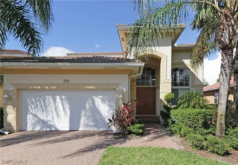 Picture of 2068 Par Dr, Naples FL 34120