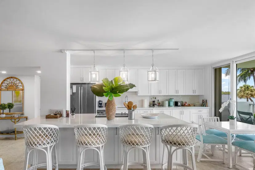 Picture of 2860 S Ocean Boulevard 205, Palm Beach FL 33480