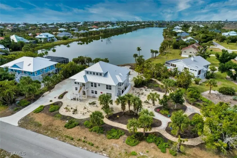 Picture of 517 Lake Murex Cir, Sanibel FL 33957
