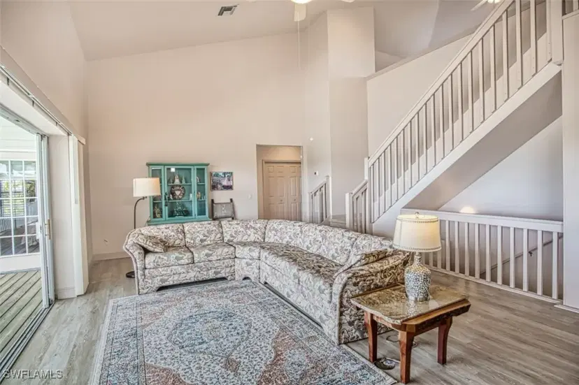 Picture of 517 Lake Murex Cir, Sanibel FL 33957