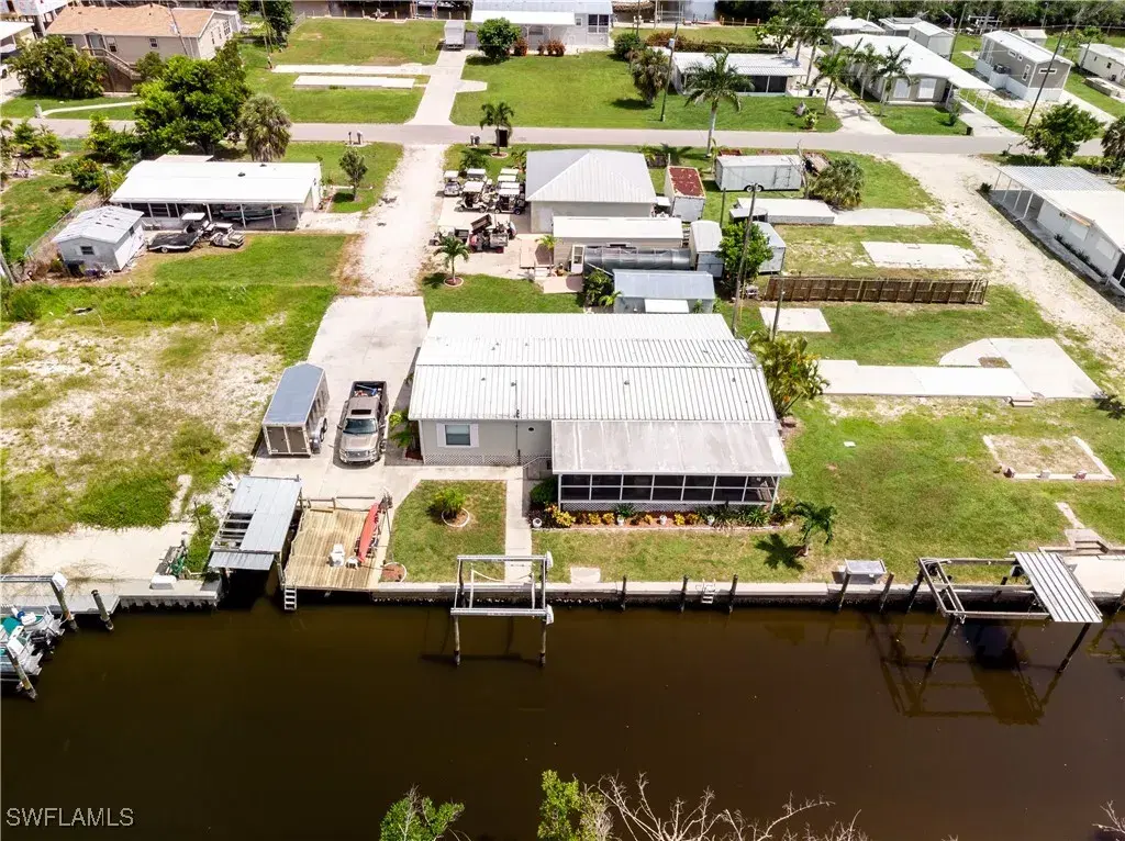 Picture of 5200 Flamingo Dr, St. James City, FL 33956