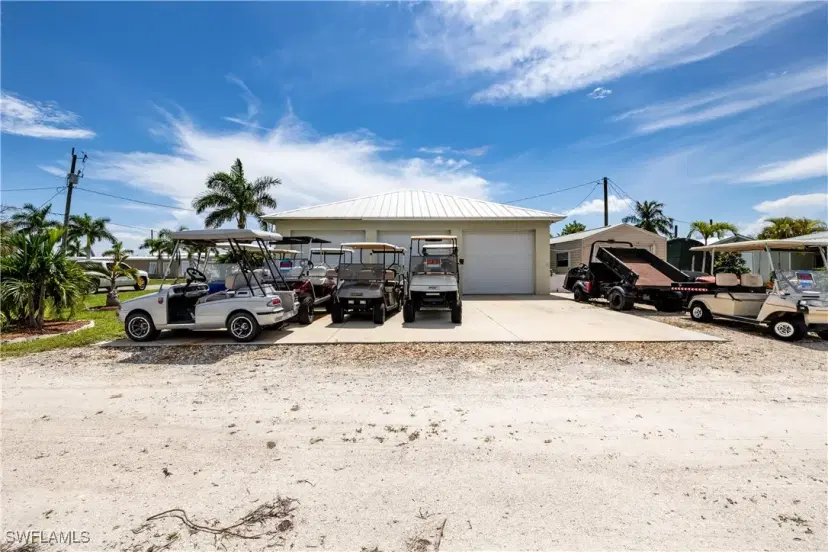 Picture of 5200 Flamingo Dr, St. James City FL 33956
