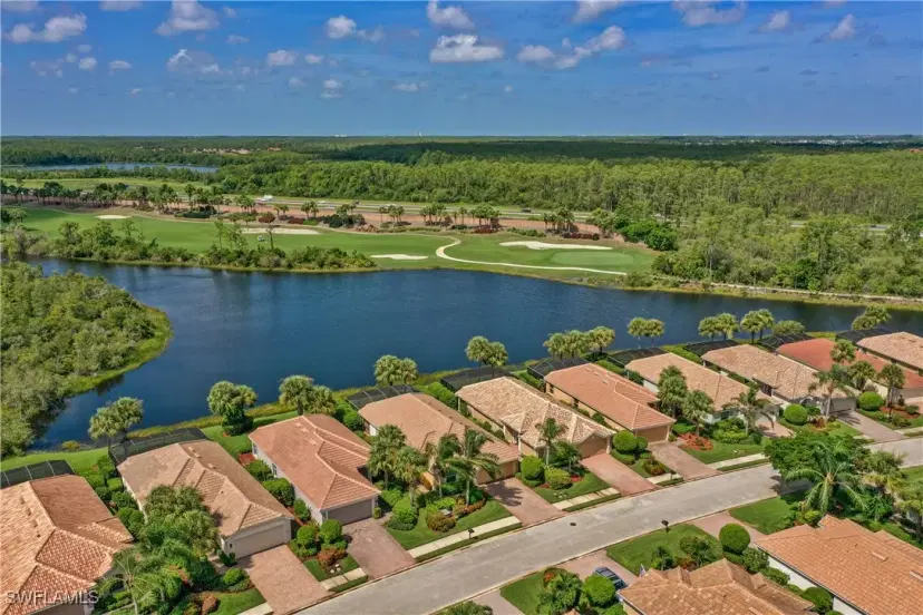 Picture of 10032 Oakhurst Way, Fort Myers FL 33913