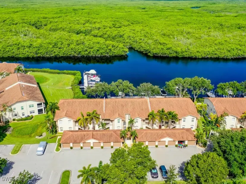 Picture of 230 Newport Dr 608, Naples FL 34114